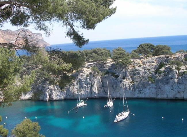 Apartment Sur Les Hauteurs De La Ciotat